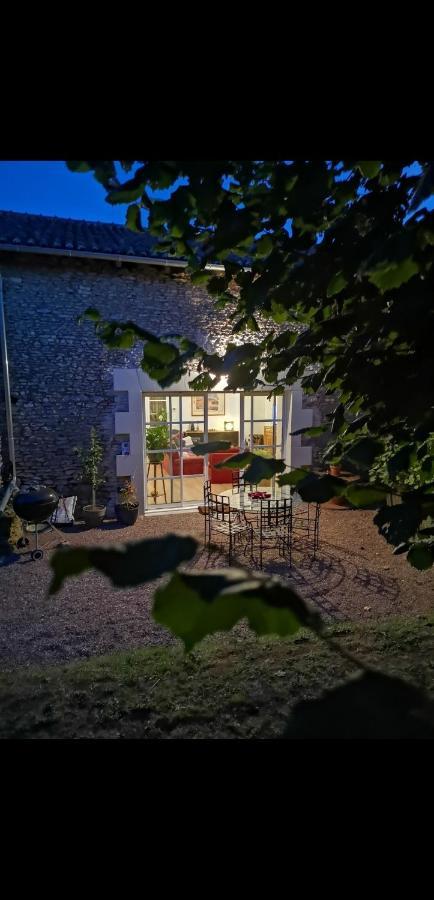 La Ferme Du Grand Bois Apartment Mouterre-Silly ภายนอก รูปภาพ